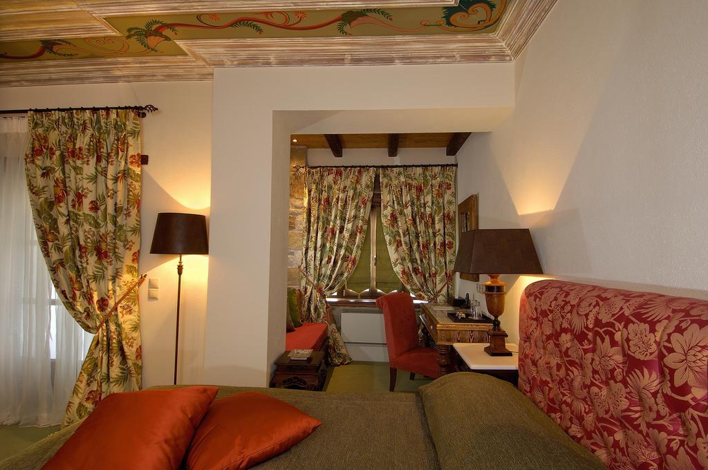 Voutiron Emotions Country Resort מראה חיצוני תמונה